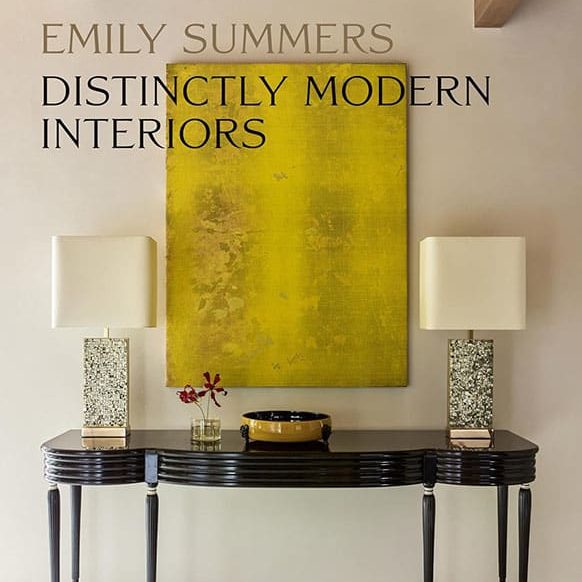 55901 Distinctly Modern Interiors